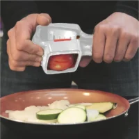 Manual multifunctional vegetable cutter and slicer – kitchen chopper with multiple blades